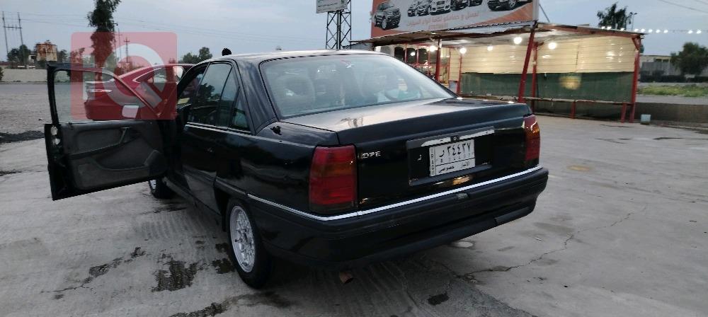 اوبل أوميغا